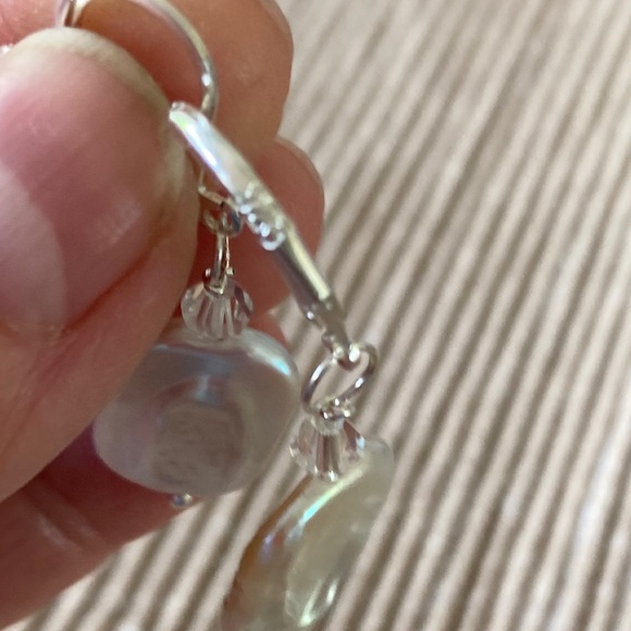NWT Rectangular Freshwater Pearl Earrings Sterling 925 Lever Back… Swaro… - Picture 5 of 5